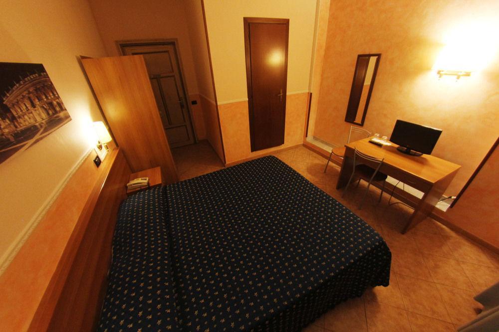 Hotel Ascot Rome Luaran gambar